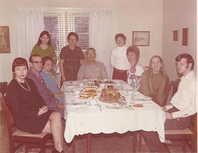 Lester Shelton Family Thanksgiving
