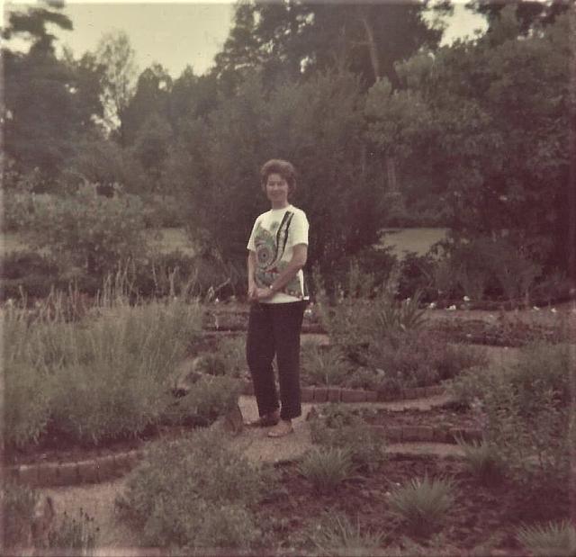 Lois Flower Garden