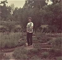 Lois Flower Garden